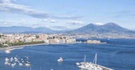 18 giorni 200-hour Yoga Teacher Training a Napoli