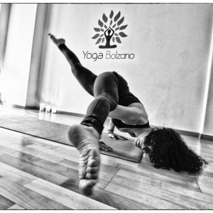 ekapadakoundinyasana-marcella-tanchis